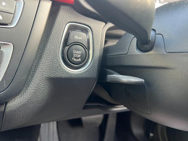 ３シリーズ ３２０ｉ　スポーツ　サンルーフ　純正ナビ　Ｂｌｕｅｔｏｏｔｈ　バックカメラ　ＥＴＣ　パワーシート　Ｒコーナーセンサー　プッシュスタート　スマートキー　純正１８インチＡＷ　フォグ　ＨＩＤヘッド　パドルシフト　ユーザー買取車（51枚目）