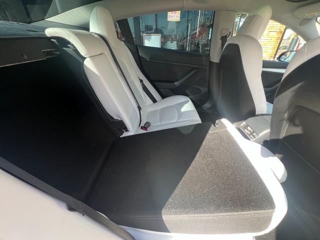 モデル３ ロングレンジ　ＡＷＤ　オートパイロット　上海モデル　白革シート　ヨークステアリング　パノラマガラス　３６０°カメラ　パワーシートヒータ　オートトランク　Ｂｌｕｅｔｏｏｔｈ　純正１９アルミ　ＥＴＣ　センタディスプレイ調整（35枚目）