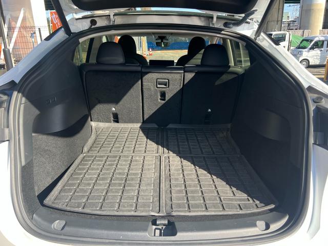 モデルＹ ベースグレード　オートパイロット　上海モデル　Ｒｙｚｅｎ搭載　黒革シート　３６０°カメラ　パノラマガラス　オートトランク　パワーシートヒータ　コーナーセンサ　ＥＴＣ　ＬＥＤ　純正１９インチアルミ　ステアリングヒータ（29枚目）