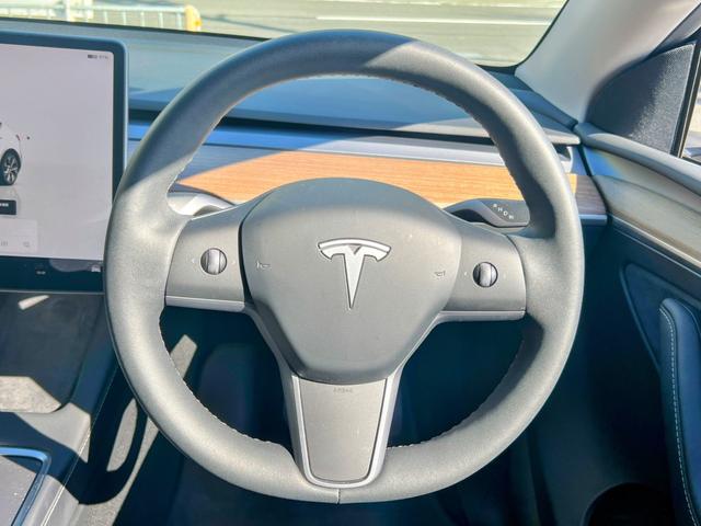 モデルＹ ベースグレード　オートパイロット　上海モデル　Ｒｙｚｅｎ搭載　黒革シート　３６０°カメラ　パノラマガラス　オートトランク　パワーシートヒータ　コーナーセンサ　ＥＴＣ　ＬＥＤ　純正１９インチアルミ　ステアリングヒータ（55枚目）