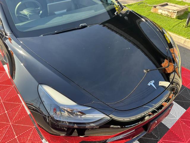 モデル３ ロングレンジ　ＡＷＤ　オートパイロット　上海モデル　黒革シート　４ＷＤ　パノラマガラスルーフ　３６０°カメラ　パワーシート　シートヒータ　オートトランク　Ｂｌｕｅｔｏｏｔｈ　純正１９アルミ　カードキー　ＥＴＣ　ヒートポンプ（15枚目）