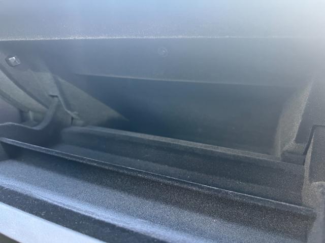 モデル３ ロングレンジ　ＡＷＤ　オートパイロット　上海モデル　黒革シート　４ＷＤ　パノラマガラスルーフ　３６０°カメラ　パワーシート　シートヒータ　オートトランク　Ｂｌｕｅｔｏｏｔｈ　純正１９アルミ　カードキー　ＥＴＣ　ヒートポンプ（60枚目）