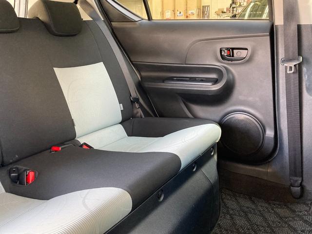 アクア Ｓ　キーレスエントリ　安全ボディ　オートエアコン　デュアルエアバック　ＥＳＣ　パワーウィンドウ　ＳＲＳ　パワーステアリング　ＡＢＳ　アイストップ（16枚目）