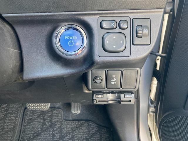 アクア Ｓ　キーレスエントリ　安全ボディ　オートエアコン　デュアルエアバック　ＥＳＣ　パワーウィンドウ　ＳＲＳ　パワーステアリング　ＡＢＳ　アイストップ（19枚目）