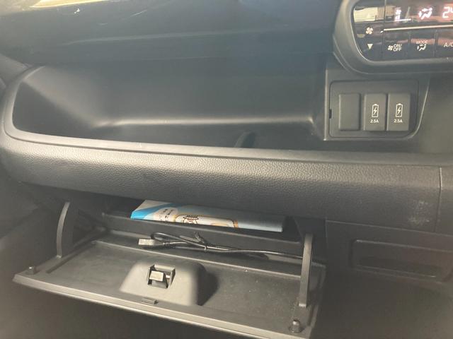 Ｎ－ＢＯＸカスタム Ｇ・ＥＸホンダセンシング　衝突被害軽減装置　エアコン　盗難防止システム　ＰＷ　キーフリーシステム　サイドエアバッグ　レーンアシスト　ＡＢＳ　ＥＴＣ付き　ＬＥＤヘッドランプ　Ｒカメ　オートハイビーム　オートクルーズ　スマキー（14枚目）