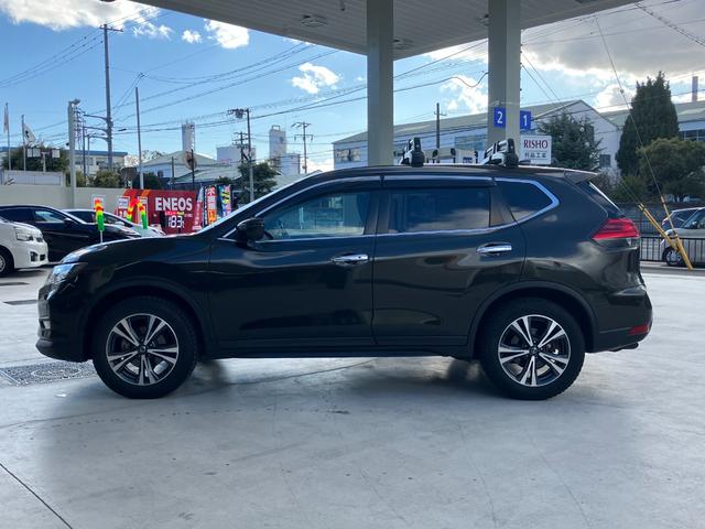 エクストレイル ２０Ｘｉ　セキュリティ　パワーゲート　リアカメラ　横滑防止装置　前後ソナー　ＬＥＤ　インテリジェントキー　ＬＤＷ　サイドカメラ　オートハイビーム　オートライト　Ａストップ　ＡＡＣ　キーフリー　エアバッグ　ＡＢＳ（4枚目）