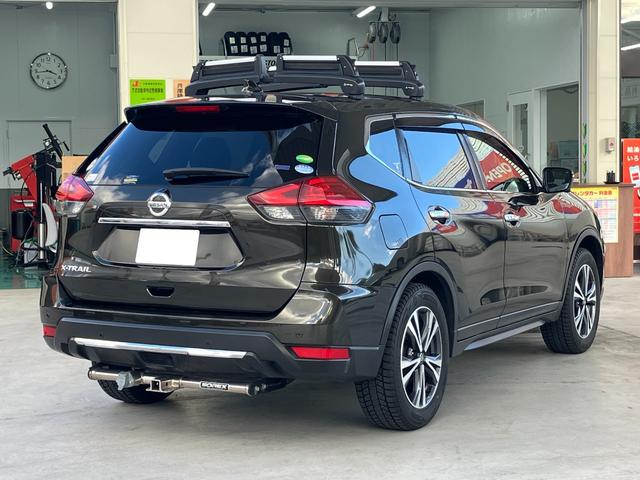 エクストレイル ２０Ｘｉ　セキュリティ　パワーゲート　リアカメラ　横滑防止装置　前後ソナー　ＬＥＤ　インテリジェントキー　ＬＤＷ　サイドカメラ　オートハイビーム　オートライト　Ａストップ　ＡＡＣ　キーフリー　エアバッグ　ＡＢＳ（7枚目）