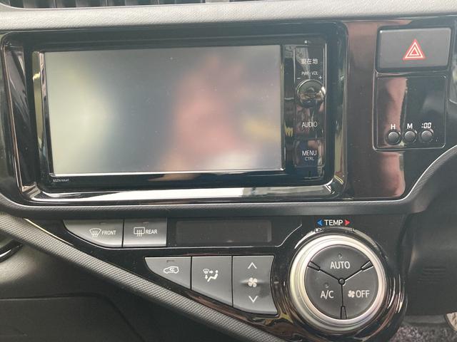 アクア Ｇブラックソフトレザーセレクション　Ｗエアバッグ　ＥＣＯモード　クルーズコントロール　ＡＵＴＯエアコン　ＥＳＣ　キーレス　衝突安全ボディ　ＰＳ　ＡＢＳ　ＰＷ　エアバック　ＵＳＢポート（13枚目）