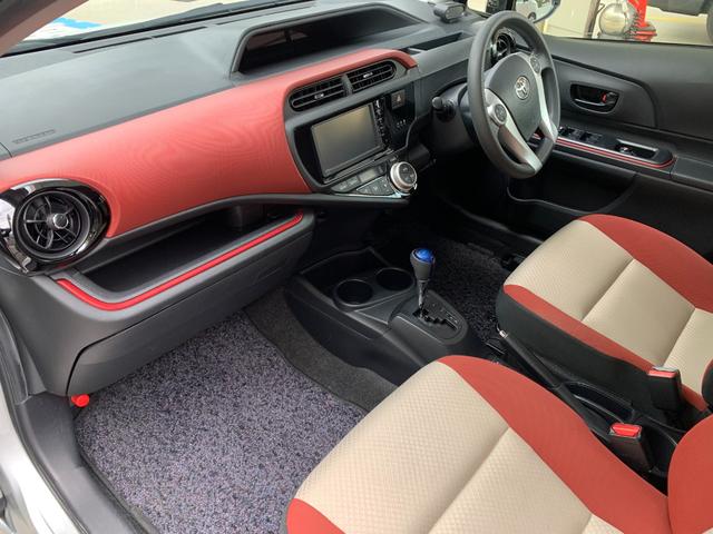 アクア S キーレスエントリ 安全ボディ オートエアコン デュアルエアバック ESC Bカメラ パワーウィンドウ SRS パワーステアリング ABS アイストップ(12枚目)