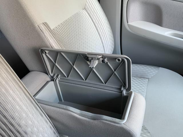 ムーヴ L 横滑防止装置 フルフラットシート 運転席エアバッグ オートエアコン 寒冷地仕様 セキュリティ パワステ ABS キーレス パワーウィンドウ 衝突安全ボディ ベンチS Iストップ WエアB(17枚目)