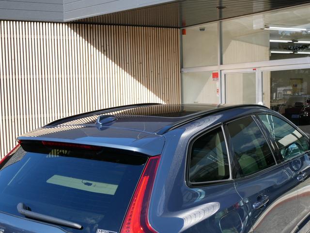 XC60 リチャージアルティメトT6AWDプラグインハイブリド 2023yモデル 1オーナー禁煙 ディーラー車 グーグルナビ 音声操作 全方位カメラ 革パワーシート シートヒーター シートクーラー シートマッサージ オレフィスクリスタルシフトノブ パノラマルーフ(14枚目)