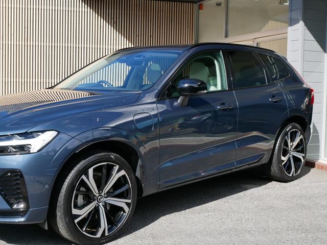 XC60 リチャージアルティメトT6AWDプラグインハイブリド 2023yモデル 1オーナー禁煙 ディーラー車 グーグルナビ 音声操作 全方位カメラ 革パワーシート シートヒーター シートクーラー シートマッサージ オレフィスクリスタルシフトノブ パノラマルーフ(20枚目)
