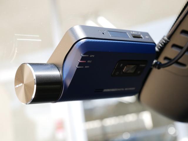 XC60 リチャージアルティメトT6AWDプラグインハイブリド 2023yモデル 1オーナー禁煙 ディーラー車 グーグルナビ 音声操作 全方位カメラ 革パワーシート シートヒーター シートクーラー シートマッサージ オレフィスクリスタルシフトノブ パノラマルーフ(51枚目)