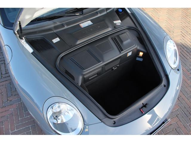 ９１１カレラ４Ｓ　フルラッピング　ナビ　フルセグＴＶ　バックカメラ　黒革シート　ＨＩＤ　ＥＴＣ(6枚目)