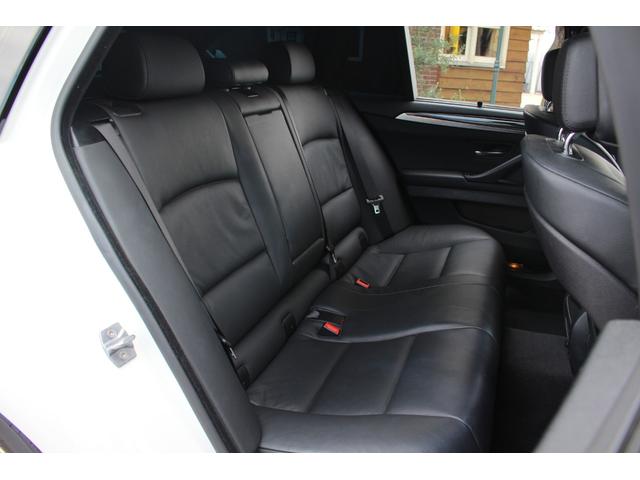 5シリーズ 528iツーリング 純正ナビ バックカメラ フルセグTV パノラマルーフ HID ETC レザーPシート シートヒーター クルコン アイドリングストップ 純正AW 障害物センサー(15枚目)