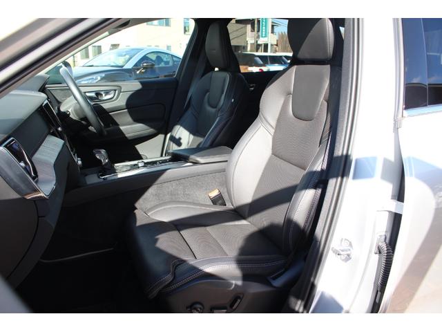 ＸＣ６０ Ｄ４　ＡＷＤ　インスクリプション　ワンオーナー　サンルーフ　純正ナビ　アラウンドビューモニター　フルセグＴＶ　レザーＰシート　シートヒーター　エアコン　障害物センサー　ＡＣＣ　スマートキー　ＥＴＣ　電動リアゲート　純正ＡＷ（15枚目）