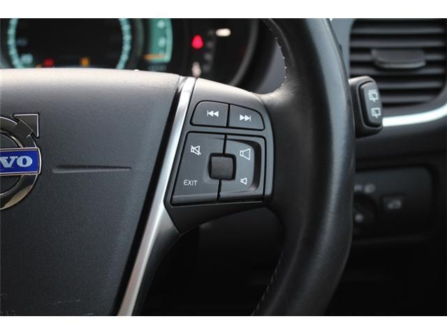 V40 クロスカントリー T5 AWD 4WD 純正ナビ バックカメラ フルセグTV レザーPシート シートヒーター 障害物センサー HID ETC ACC ブラインドスポットモニター 純正AW(12枚目)