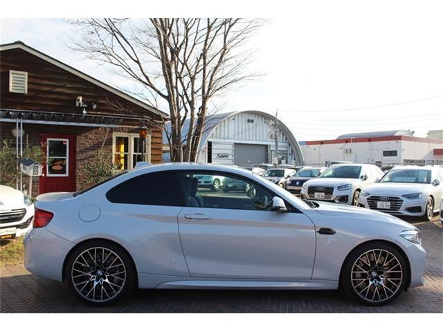 M2 コンペティション ワンオーナー 純正ナビ バックカメラ アダプティブLEDライト レザーPシート シートヒーター ETC 障害物センサー クルコン 純正19AW(2枚目)