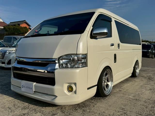 ハイエースワゴン ＧＬ　ＡＬＩＰＮＥ大型ナビ・フリップダウンモニター／片側電動スライドドア／ｅｓｓｅｘアルミ／シートカバー／ＥＴＣ／フルセグＴＶ／オートエアコン／スマートキー／ガングリップステアリング／ＡＢＳ／１０人乗車（2枚目）
