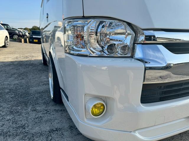 ハイエースワゴン ＧＬ　ＡＬＩＰＮＥ大型ナビ・フリップダウンモニター／片側電動スライドドア／ｅｓｓｅｘアルミ／シートカバー／ＥＴＣ／フルセグＴＶ／オートエアコン／スマートキー／ガングリップステアリング／ＡＢＳ／１０人乗車（6枚目）