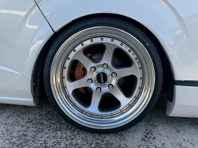 ハイエースワゴン ＧＬ　ＡＬＩＰＮＥ大型ナビ・フリップダウンモニター／片側電動スライドドア／ｅｓｓｅｘアルミ／シートカバー／ＥＴＣ／フルセグＴＶ／オートエアコン／スマートキー／ガングリップステアリング／ＡＢＳ／１０人乗車（9枚目）