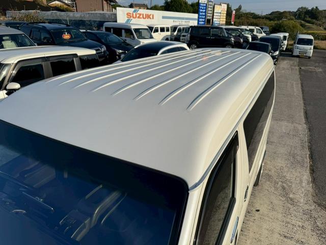 ハイエースワゴン ＧＬ　ＡＬＩＰＮＥ大型ナビ・フリップダウンモニター／片側電動スライドドア／ｅｓｓｅｘアルミ／シートカバー／ＥＴＣ／フルセグＴＶ／オートエアコン／スマートキー／ガングリップステアリング／ＡＢＳ／１０人乗車（11枚目）