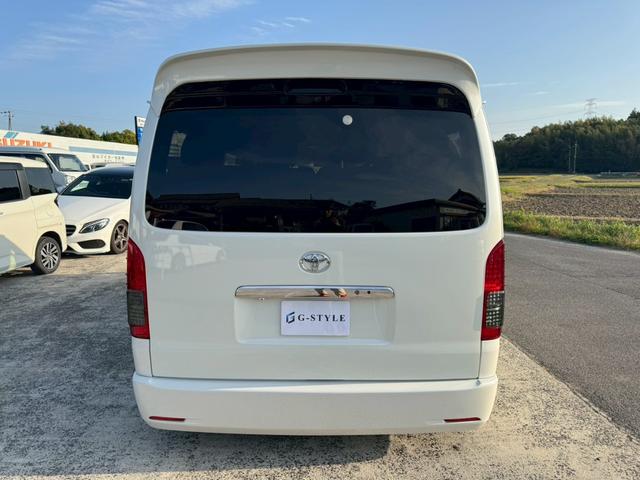 ハイエースワゴン ＧＬ　ＡＬＩＰＮＥ大型ナビ・フリップダウンモニター／片側電動スライドドア／ｅｓｓｅｘアルミ／シートカバー／ＥＴＣ／フルセグＴＶ／オートエアコン／スマートキー／ガングリップステアリング／ＡＢＳ／１０人乗車（34枚目）