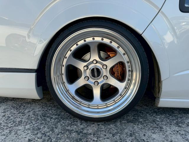 ハイエースワゴン ＧＬ　ＡＬＩＰＮＥ大型ナビ・フリップダウンモニター／片側電動スライドドア／ｅｓｓｅｘアルミ／シートカバー／ＥＴＣ／フルセグＴＶ／オートエアコン／スマートキー／ガングリップステアリング／ＡＢＳ／１０人乗車（37枚目）