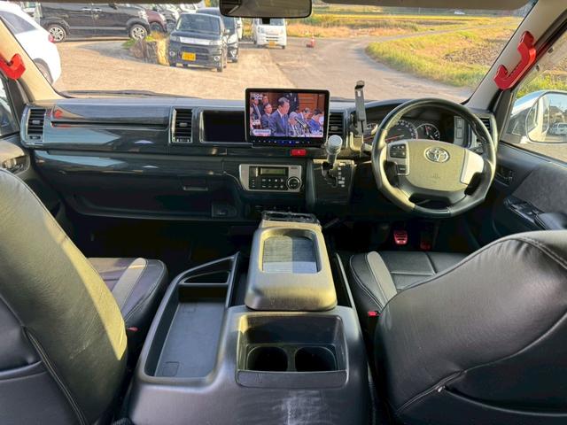 ハイエースワゴン ＧＬ　ＡＬＩＰＮＥ大型ナビ・フリップダウンモニター／片側電動スライドドア／ｅｓｓｅｘアルミ／シートカバー／ＥＴＣ／フルセグＴＶ／オートエアコン／スマートキー／ガングリップステアリング／ＡＢＳ／１０人乗車（57枚目）