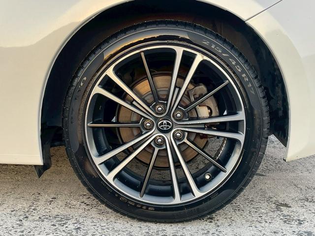 ８６ ＧＴ　６ＭＴ／社外リアスポイラー／パワードサブウーファー（ＴＳ－ＷＨ５００Ａ）／ナビ／バックカメラ／ＥＴＣ／ＨＩＤ／スマートキー／ミラー型ドラレコ／純正ＡＷ　２１５・４５Ｒ１７／フロントフォグ／オートＡＣ（12枚目）