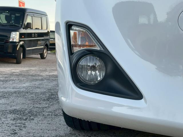 ８６ ＧＴ　６ＭＴ／社外リアスポイラー／パワードサブウーファー（ＴＳ－ＷＨ５００Ａ）／ナビ／バックカメラ／ＥＴＣ／ＨＩＤ／スマートキー／ミラー型ドラレコ／純正ＡＷ　２１５・４５Ｒ１７／フロントフォグ／オートＡＣ（18枚目）