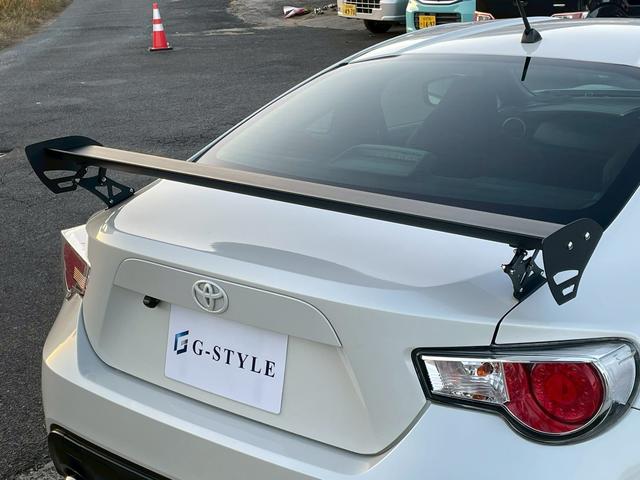 ８６ ＧＴ　６ＭＴ／社外リアスポイラー／パワードサブウーファー（ＴＳ－ＷＨ５００Ａ）／ナビ／バックカメラ／ＥＴＣ／ＨＩＤ／スマートキー／ミラー型ドラレコ／純正ＡＷ　２１５・４５Ｒ１７／フロントフォグ／オートＡＣ（24枚目）