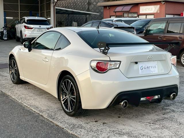 ８６ ＧＴ　６ＭＴ／社外リアスポイラー／パワードサブウーファー（ＴＳ－ＷＨ５００Ａ）／ナビ／バックカメラ／ＥＴＣ／ＨＩＤ／スマートキー／ミラー型ドラレコ／純正ＡＷ　２１５・４５Ｒ１７／フロントフォグ／オートＡＣ（33枚目）