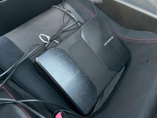 ８６ ＧＴ　６ＭＴ／社外リアスポイラー／パワードサブウーファー（ＴＳ－ＷＨ５００Ａ）／ナビ／バックカメラ／ＥＴＣ／ＨＩＤ／スマートキー／ミラー型ドラレコ／純正ＡＷ　２１５・４５Ｒ１７／フロントフォグ／オートＡＣ（37枚目）