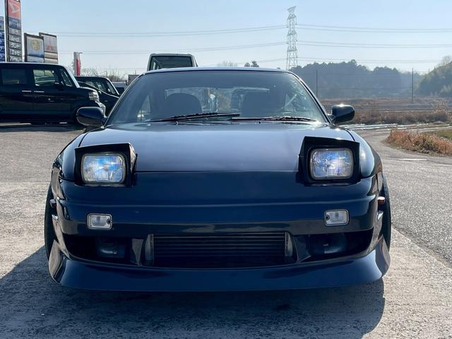 １８０ＳＸ 　同色全塗装／社外エアロ（Ｆ・Ｓ・Ｒ）／社外リアフェンダー・フロントフェンダー／社外ＩＣ／ｅｖｏｌｕｔｉｏｎ　インテンシブハンク　１８ＡＷ／社外エアクリーナー／社外アルミリザーブタンク／社外車高調（24枚目）