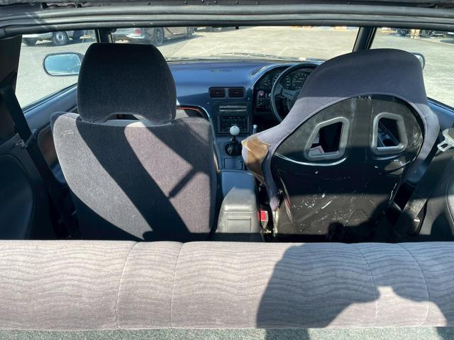 １８０ＳＸ 　同色全塗装／社外エアロ（Ｆ・Ｓ・Ｒ）／社外リアフェンダー・フロントフェンダー／社外ＩＣ／ｅｖｏｌｕｔｉｏｎ　インテンシブハンク　１８ＡＷ／社外エアクリーナー／社外アルミリザーブタンク／社外車高調（37枚目）