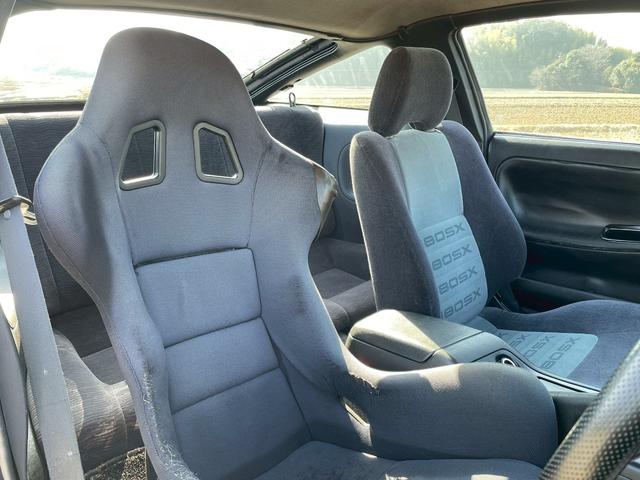 １８０ＳＸ 　同色全塗装／社外エアロ（Ｆ・Ｓ・Ｒ）／社外リアフェンダー・フロントフェンダー／社外ＩＣ／ｅｖｏｌｕｔｉｏｎ　インテンシブハンク　１８ＡＷ／社外エアクリーナー／社外アルミリザーブタンク／社外車高調（53枚目）