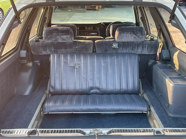 セドリックワゴン 　Ｅ－ＷＹ３０改／ブルー内装／３Ｌ　Ｖ６ターボＥＧ（ＥＧ・Ｔ／Ｍスワップ）／全塗装済／グロリアマスク／断熱Ｆガラス／ワンオフ車高調／リアディスクブレーキ化／フェンダー加工／バラマンディデザインＴｏｍａｎ（68枚目）