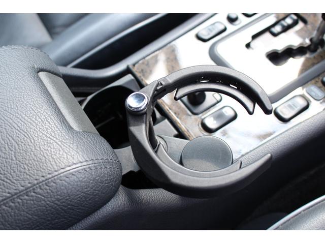 Ｅクラスステーションワゴン Ｅ２４０ワゴン　アバンギャルドリミテッド　禁煙車　下取り車輛　黒革シート　ＨＤＤナビ　フルセグ　バックカメラ　Ｂｌｕｅｔｏｏｔｈ　ミシュランタイヤ　ＥＴＣ　トノカバー　ルーフレール（25枚目）