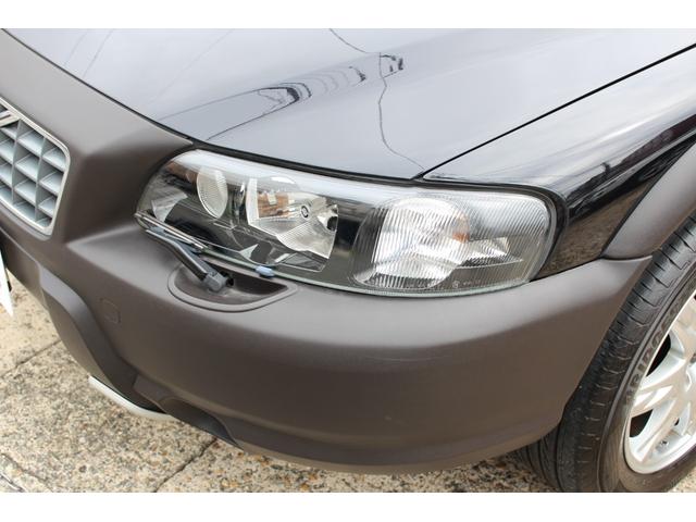 ＸＣ７０ ベースグレード　ディーラー車　禁煙車　本革シート　４ＷＤ　ターボ　シートヒーター　メモリー付きパワーシート　ＨＩＤ　ルーフレール　アルミホイール　ステアリングリモコン　キーレス　スペアキー（44枚目）