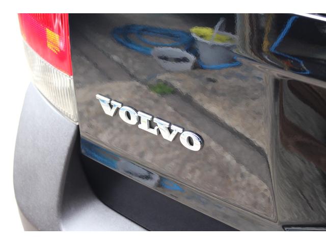 ＸＣ７０ ベースグレード　ディーラー車　禁煙車　本革シート　４ＷＤ　ターボ　シートヒーター　メモリー付きパワーシート　ＨＩＤ　ルーフレール　アルミホイール　ステアリングリモコン　キーレス　スペアキー（60枚目）