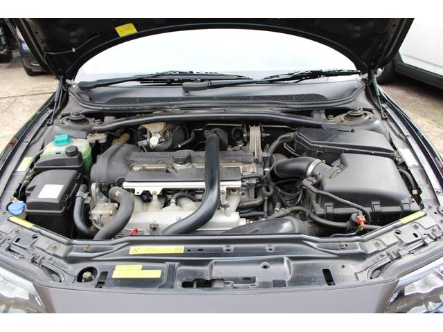 ＸＣ７０ ベースグレード　ディーラー車　禁煙車　本革シート　４ＷＤ　ターボ　シートヒーター　メモリー付きパワーシート　ＨＩＤ　ルーフレール　アルミホイール　ステアリングリモコン　キーレス　スペアキー（76枚目）