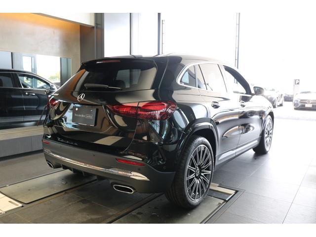 ＧＬＡクラス ＧＬＡ１８０　ＡＭＧレザーエクスクルーシブパッケージ　新車保証継承／レザーエクスクルーシブＰＫＧ／スライディングルーフ／コンフォートＰＫＧ／純正ドライブレコーダー前後／ヘッドアップディスプレイ／本革シート／ブルメスターサウンド／シートヒーター／フルＯＰ（6枚目）