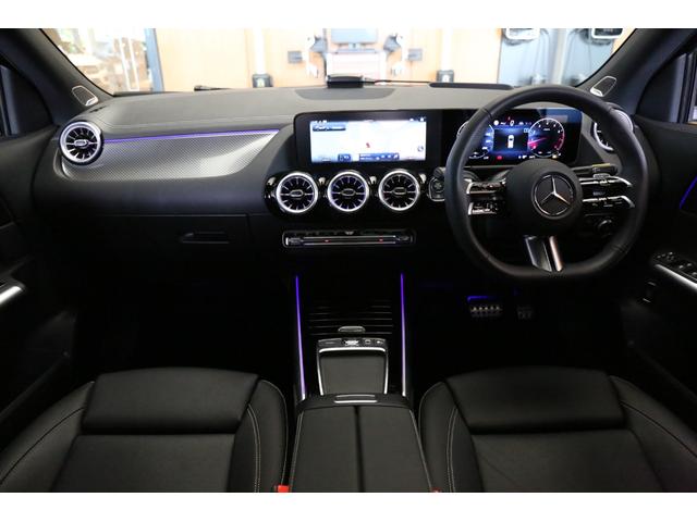 ＧＬＡクラス ＧＬＡ１８０　ＡＭＧレザーエクスクルーシブパッケージ　新車保証継承／レザーエクスクルーシブＰＫＧ／スライディングルーフ／コンフォートＰＫＧ／純正ドライブレコーダー前後／ヘッドアップディスプレイ／本革シート／ブルメスターサウンド／シートヒーター／フルＯＰ（8枚目）