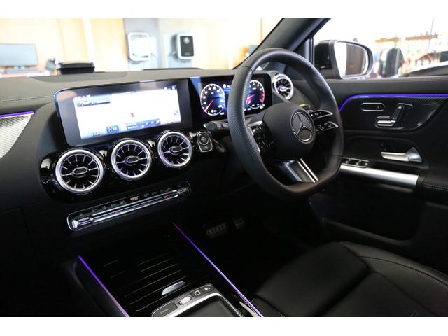 ＧＬＡクラス ＧＬＡ１８０　ＡＭＧレザーエクスクルーシブパッケージ　新車保証継承／レザーエクスクルーシブＰＫＧ／スライディングルーフ／コンフォートＰＫＧ／純正ドライブレコーダー前後／ヘッドアップディスプレイ／本革シート／ブルメスターサウンド／シートヒーター／フルＯＰ（10枚目）