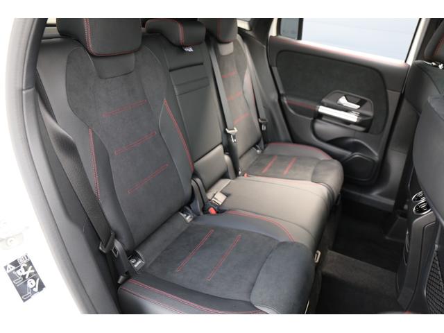 MERCEDES BENZ GLA-CLASS GLA200D 4MATIC AMG LINE PACKAGE