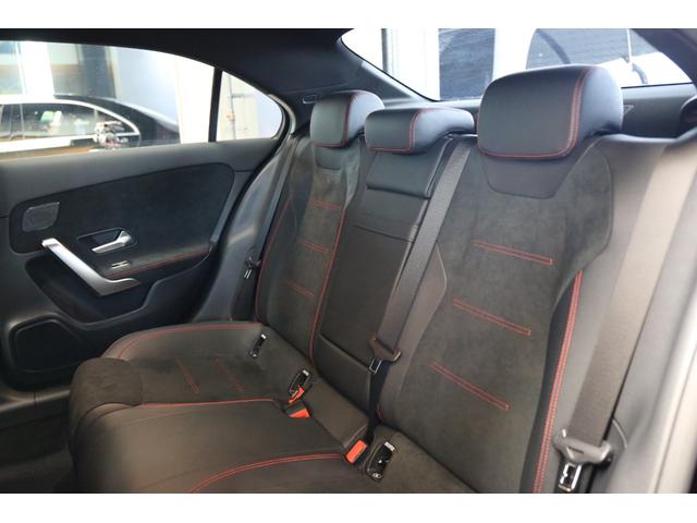 Ａクラスセダン Ａ１８０セダン　ＡＭＧラインパッケージ　認定中古車２年保証／スライディングルーフ／ナビゲーションＰＫＧ／ワイヤレスチャージ／シートヒーター／ハーフレザーシート／純正ドライブレコーダー前後／アドバンスドサウンド／バックカメラ／ＥＴＣ（11枚目）