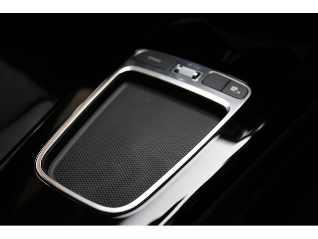 Ａクラスセダン Ａ１８０セダン　ＡＭＧラインパッケージ　認定中古車２年保証／スライディングルーフ／ナビゲーションＰＫＧ／ワイヤレスチャージ／シートヒーター／ハーフレザーシート／純正ドライブレコーダー前後／アドバンスドサウンド／バックカメラ／ＥＴＣ（19枚目）