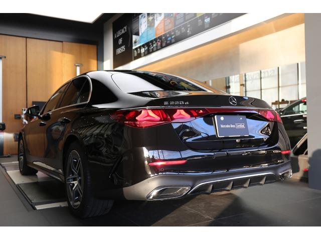 Ｅクラス Ｅ２２０ｄ　アバンギャルド　ＡＭＧラインパッケージ　認定中古車２年保証／デジタルインテリアＰＫＧ／アドバンスドＰＫＧ／レザーエクスクルーシブＰＫＧ／純正ドライブレコーダー前後／エアバランスＰＫＧ／ヘッドアップディスプレイ／シートヒーター／ベンチレーター（4枚目）
