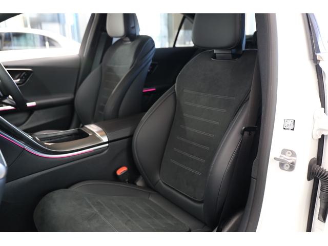 Cクラス C220dアバンギャルド AMGラインパッケージ 認定中古車2年保証/セーフティビジョンPKG/ヘッドアップディスプレイ/シートヒーター/パワーリアゲート/アンビエントライトプレミアム/ワイヤレスチャージ/フットトランク/ハイビームアシスト+/360(12枚目)
